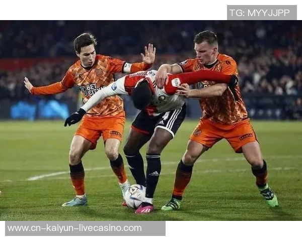 前进鹰Vs勇者之战激发无限潜能的巅峰对决